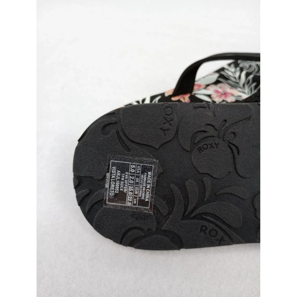 Roxy flip flops